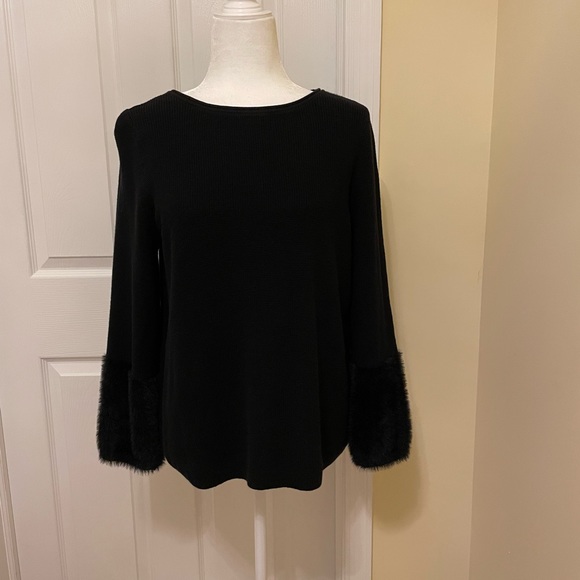 J.Jill black sweater with faux fur cuffs - Picture 6 of 13